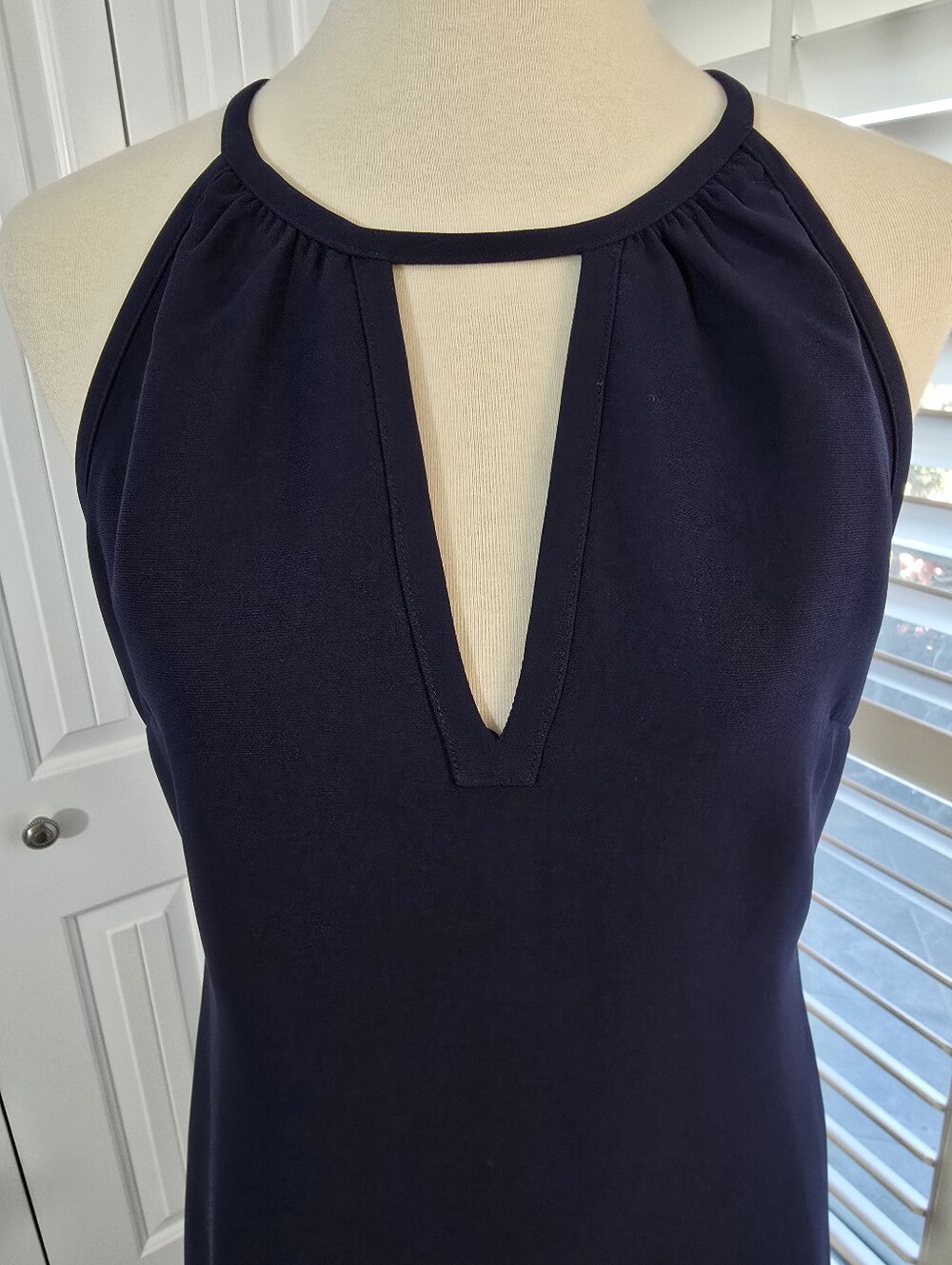 Banana Republic Sleeveless Navy Halter Dress With Front Keyhole Minimalist Look - Picture 3 of 10